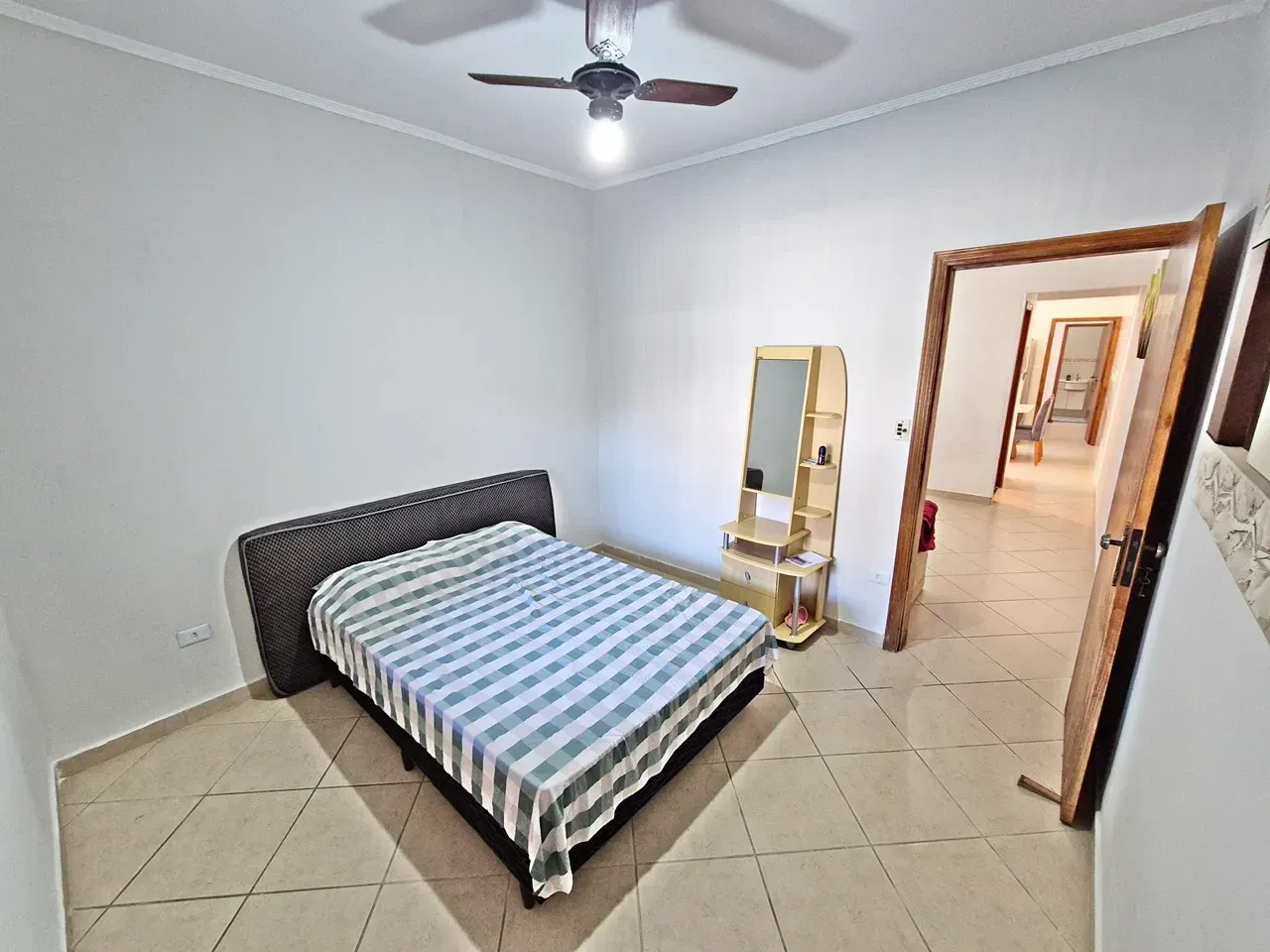 Imagem Casa com 2 Quartos à Venda, 70 m² em Ocian - Praia Grande