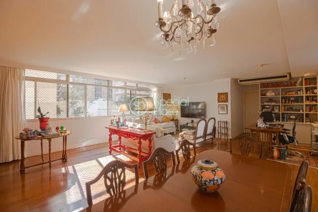 Imagem Apartamento reformado com 183m² à venda na melhor localização dos Jardins, com aparelhos de ar c...
