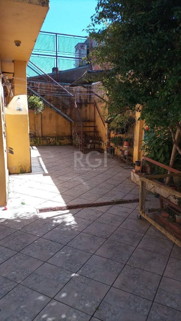 Imagem Casa para Venda - 200m², 4 dormitórios, 2 vagas - Vila Ipiranga