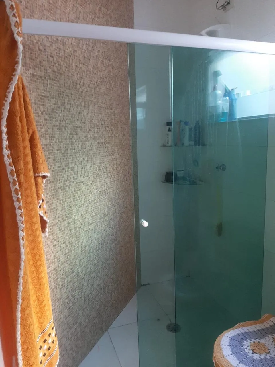 Imagem Linda Casa no Jardim Itália, Sorocaba - 3 Quartos, Suíte, Amplo Quintal e Área Gourmet