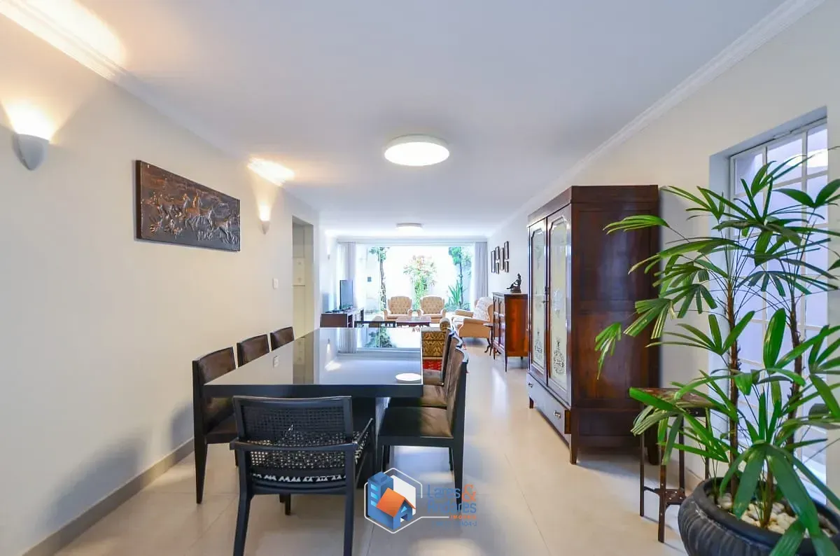Foto do imóvel Casa para venda em Brooklin com 3 quartos, sendo 1 suíte, 200m² em Rua Fujie Nitta