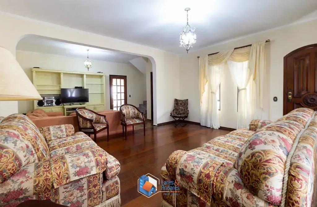 Foto do imóvel Sobrado para venda em Jardim Cidade Pirituba com 3 quartos, sendo 1 suíte, 210m² em Rua Antônio Fernandes Pinheiro