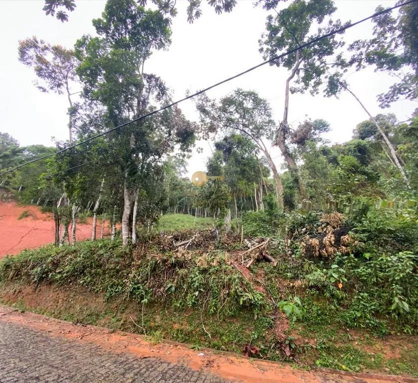 Imagem Terreno em Condomínio para Venda em Teresópolis / RJ no bairro Parque do Imbui