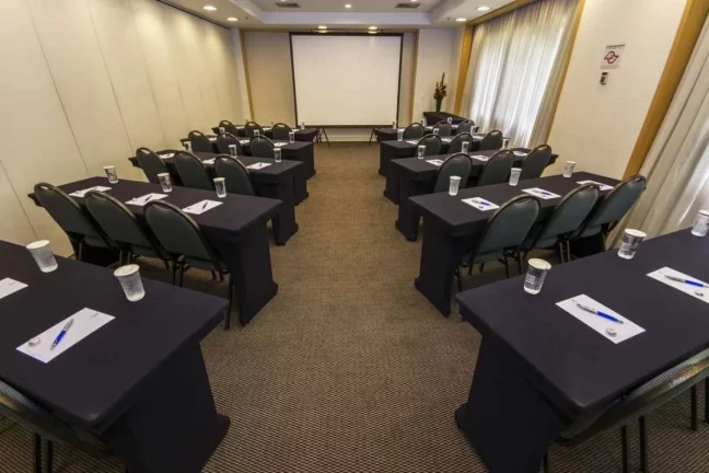 Imagem Flat disponível para locação no Transamerica Executive Jardins, com 50m², 1 dormitórios e 1 vaga