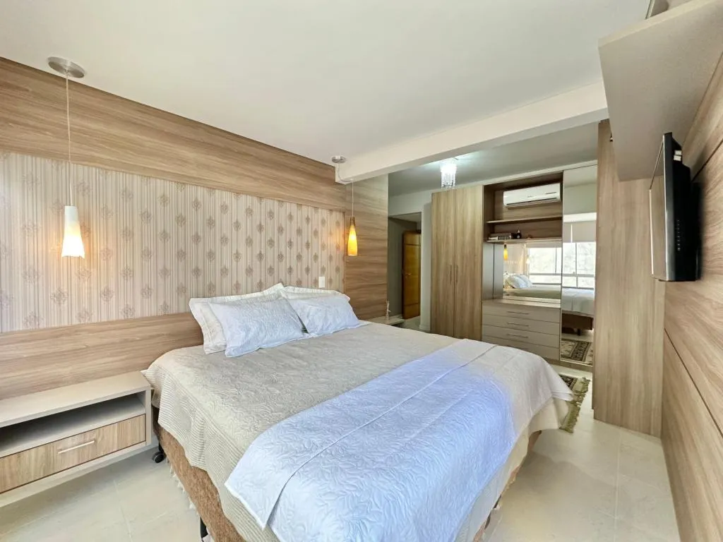 Imagem Apartamento 3 Dormitórios - Bairro Navegantes
