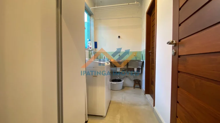 Imagem Casa com 4 quartos á venda no bairro Iguaçu