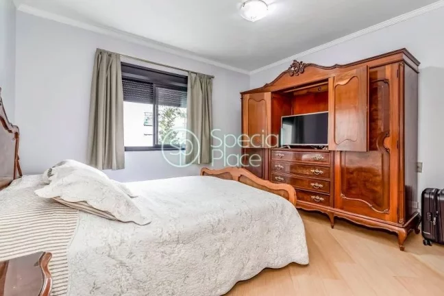 Imagem Ótimo apartamento com 135m² no Brooklin. Amplo living com varanda na copa das árvores, sala de ja...