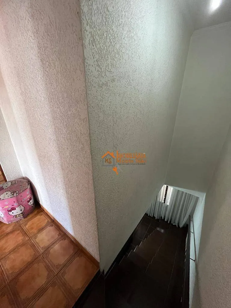 Imagem Sobrado com 2 dormitórios à venda, 155 m² por R$ 689.000,00 - Jardim Paraventi - Guarulhos/SP