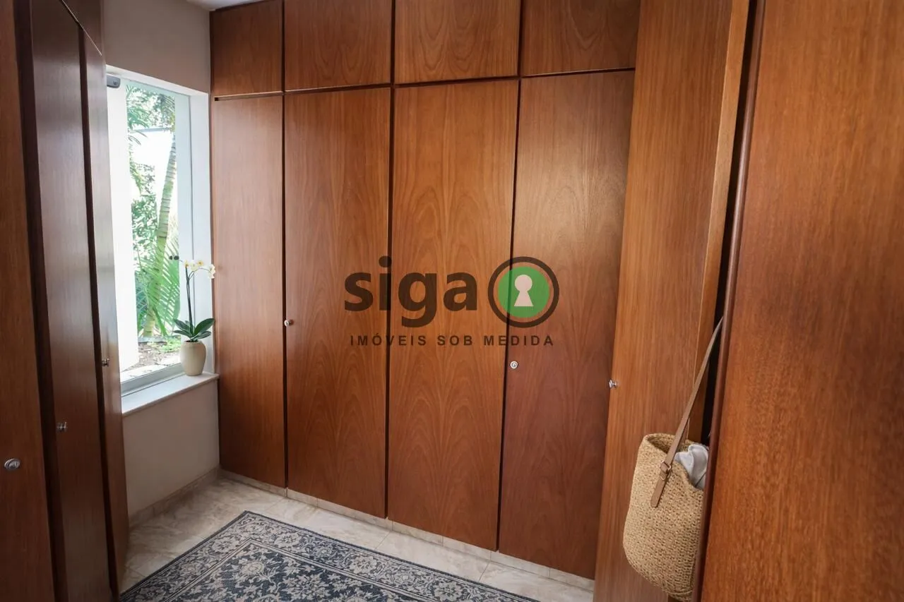 Imagem Casa no Brooklin com 3 quartos\2 suites\460acmts