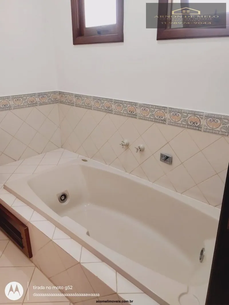 Imagem Casas no Litoral para venda em Guarujá no bairro Acapulco