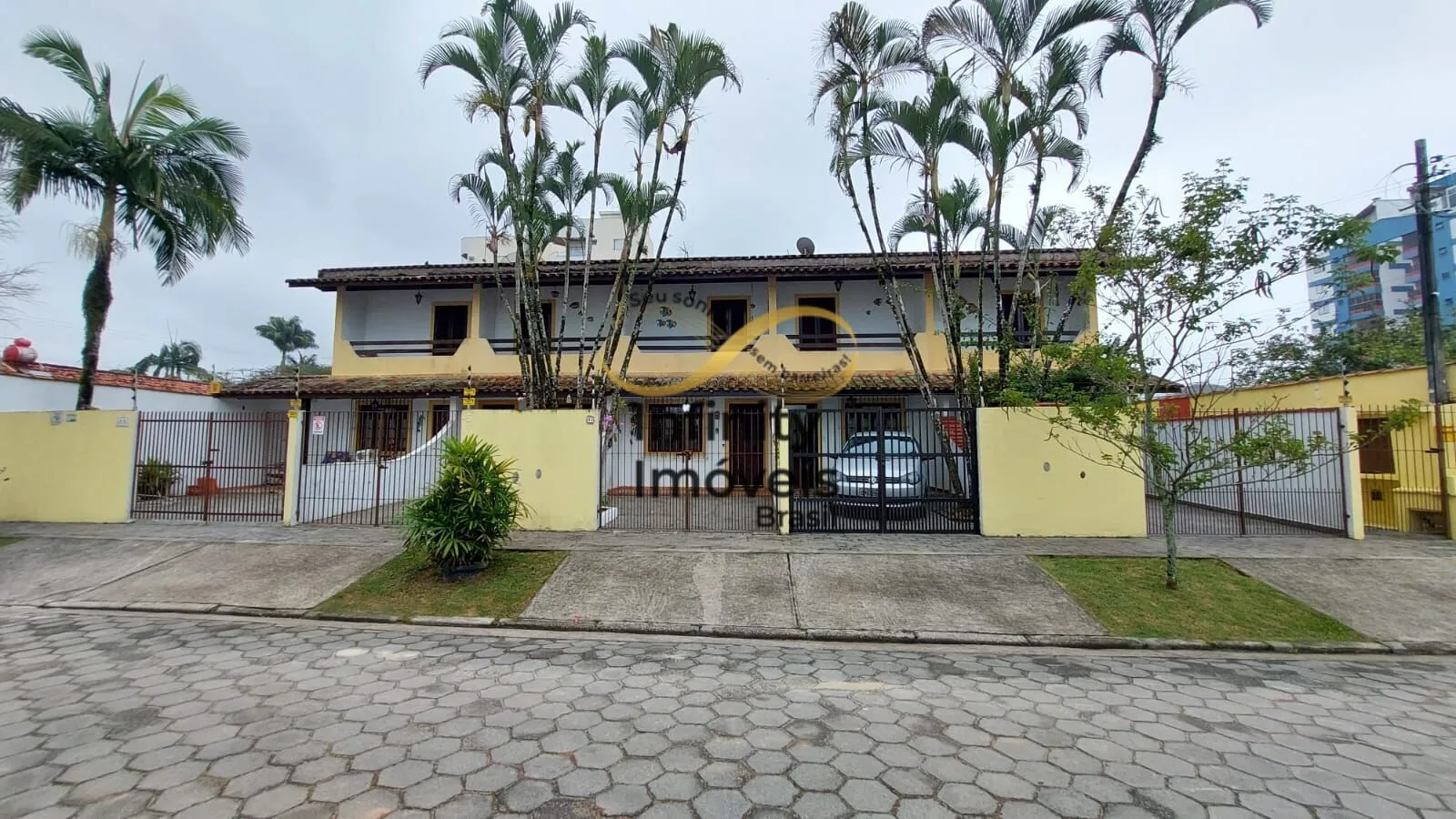 Imagem Casa para alugar no bairro Jardim Rio Santos - Caraguatatuba/SP