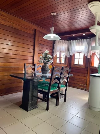Imagem Casa 4 quartos sendo 1 suíte para venda no bairro Salgado Filho em Caxias do Sul