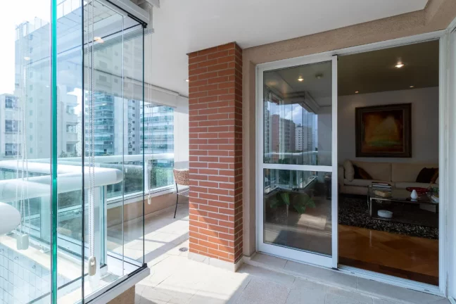 Imagem Apartamento à venda em São Paulo, Moema, com 3 quartos, 195m2