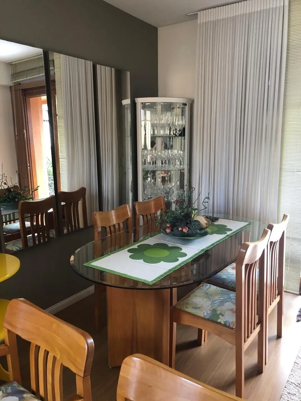 Imagem Casa de condomínio, 3 quartos, 1 suíte, 1 vaga coberta, no bairro Espirito Santo.