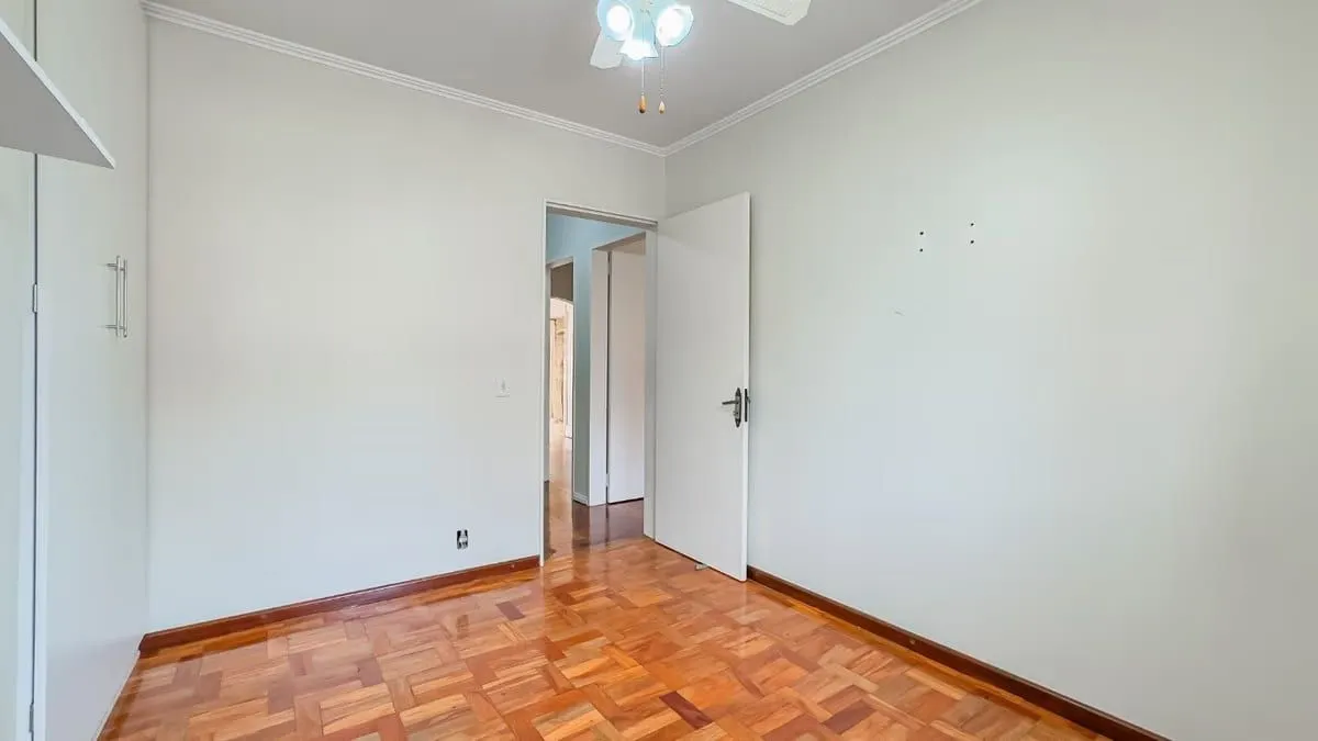 Imagem Sobrado de 3 dormitórios e 91m² à venda em Parque Santa Fé, Porto Alegre.