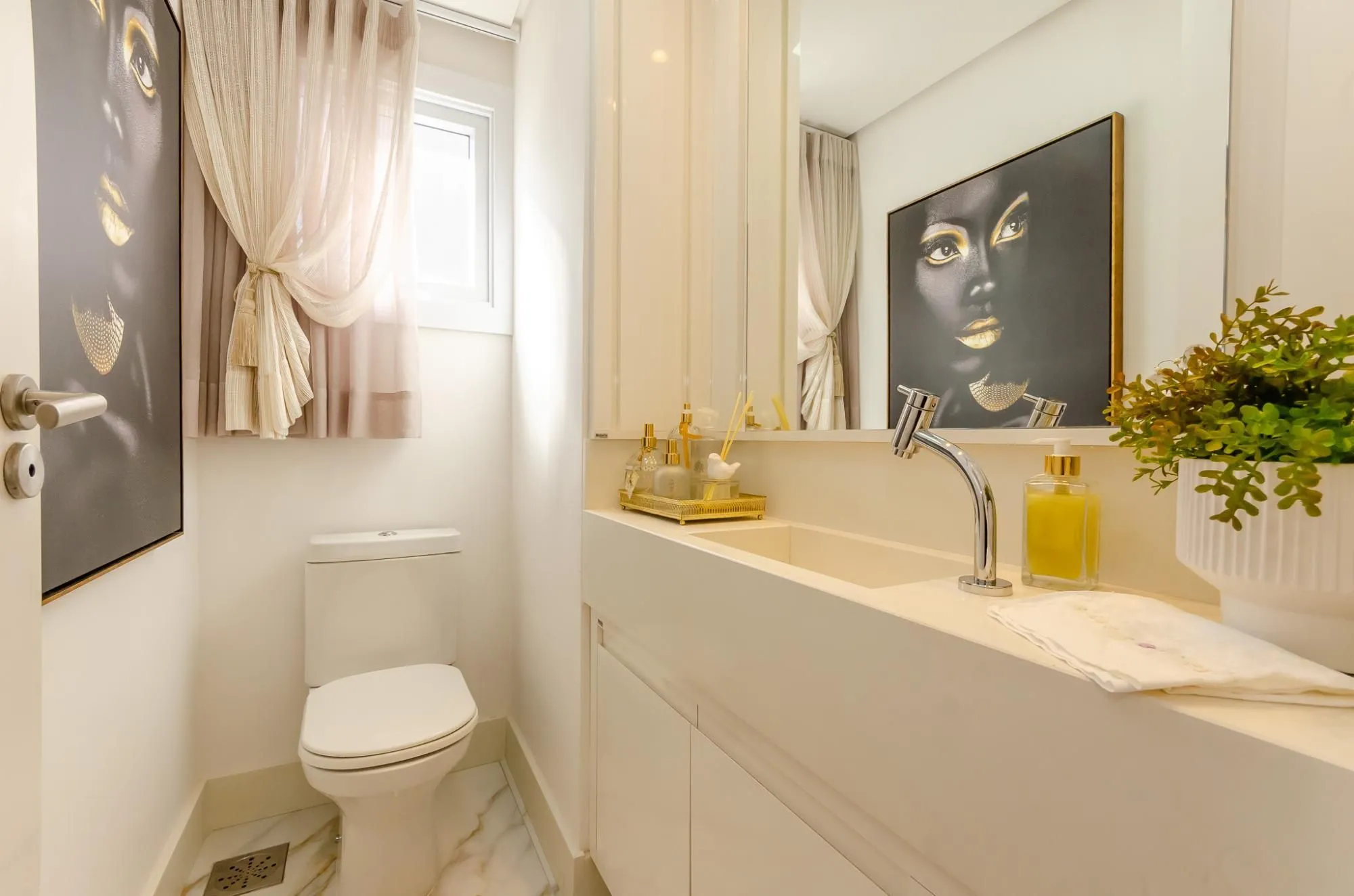 Imagem Emílio 111 Boutique Residences Apartamento de 1 Dormitório no Bairro Três Figueiras
