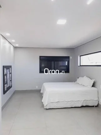 Imagem Sobrado à venda, 213 m² por R$ 1.580.000,00 - Jardins Bolonha - Senador Canedo/GO