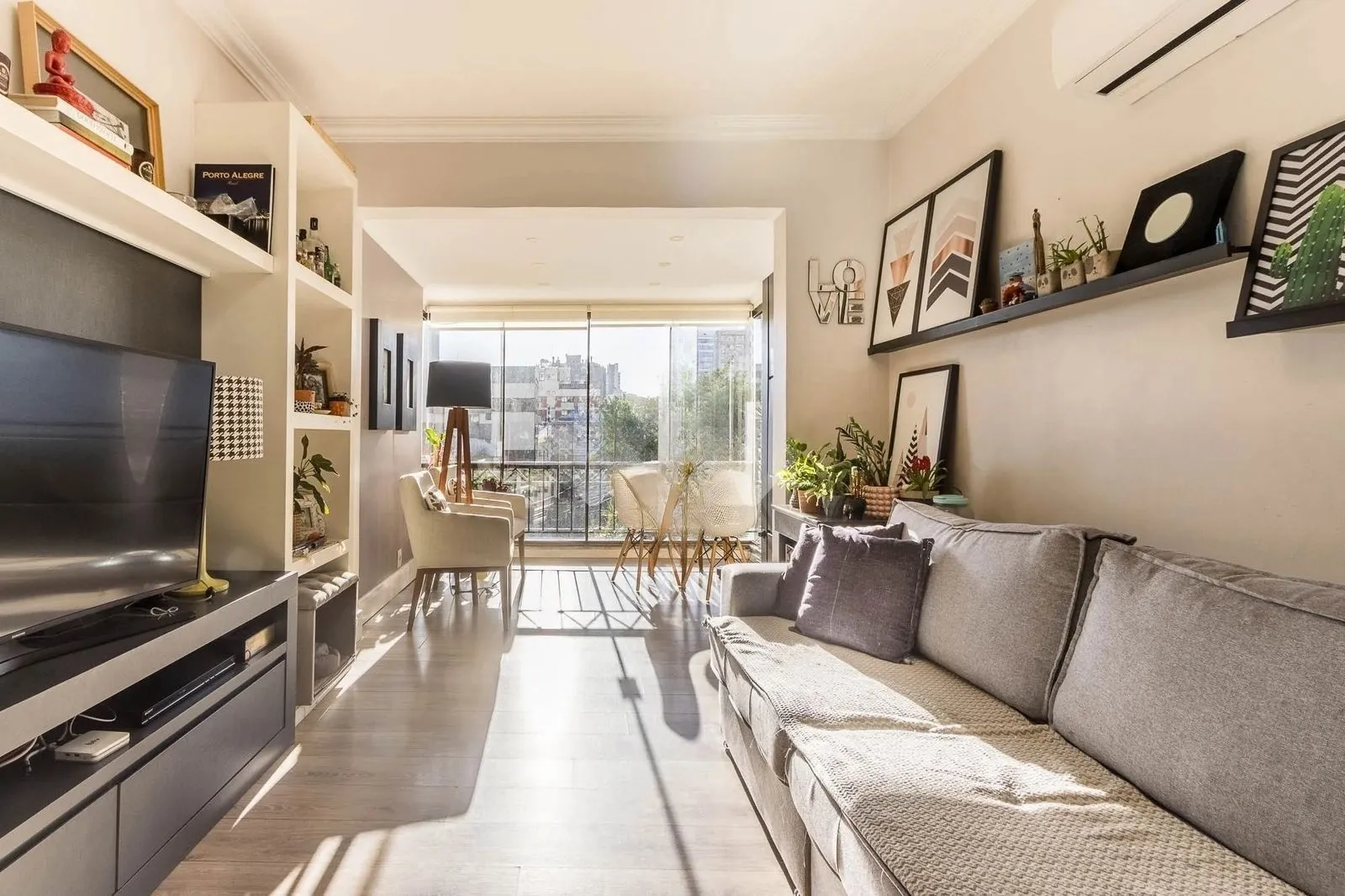 Imagem Excelente apartamento à Venda no bairro Bela Vista, Porto Alegre.
