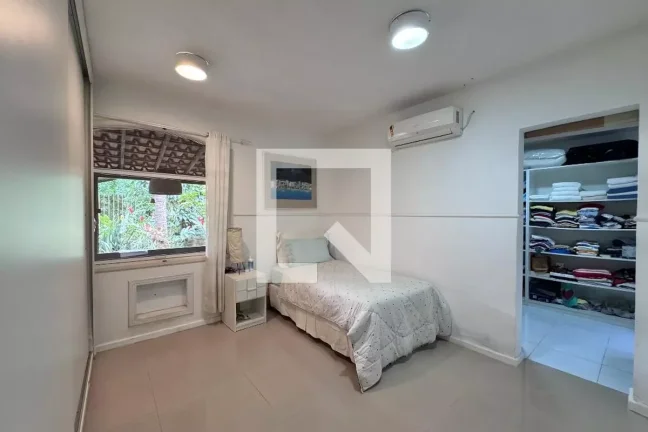 Imagem Casa à Venda - Vargem Grande, 3 Quartos, 600 m2
