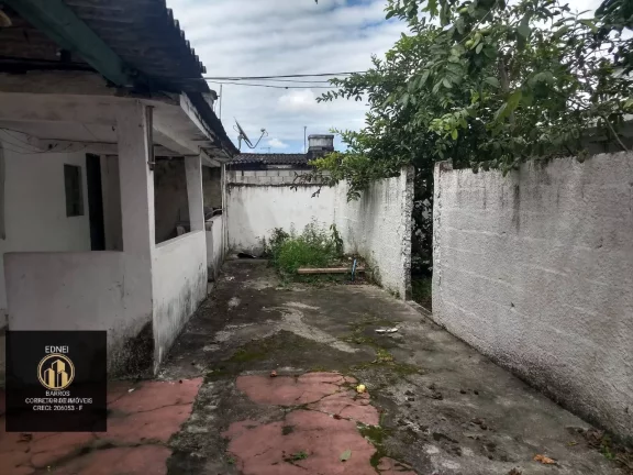 Imagem Casa, Jardim Rio Branco, São Vicente - SP