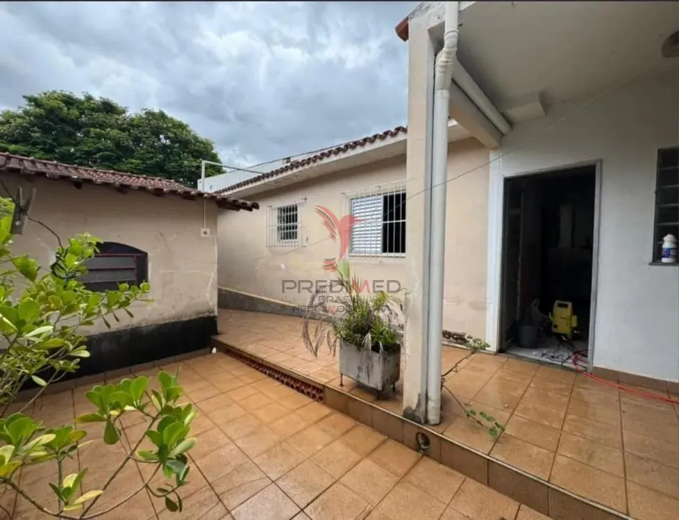 Foto do imóvel Casa bem localizada em São Lourenço/MG em Rua Ludgéro Fernandes de Oliveira - Porta Do Ceu, São Lourenço - MG