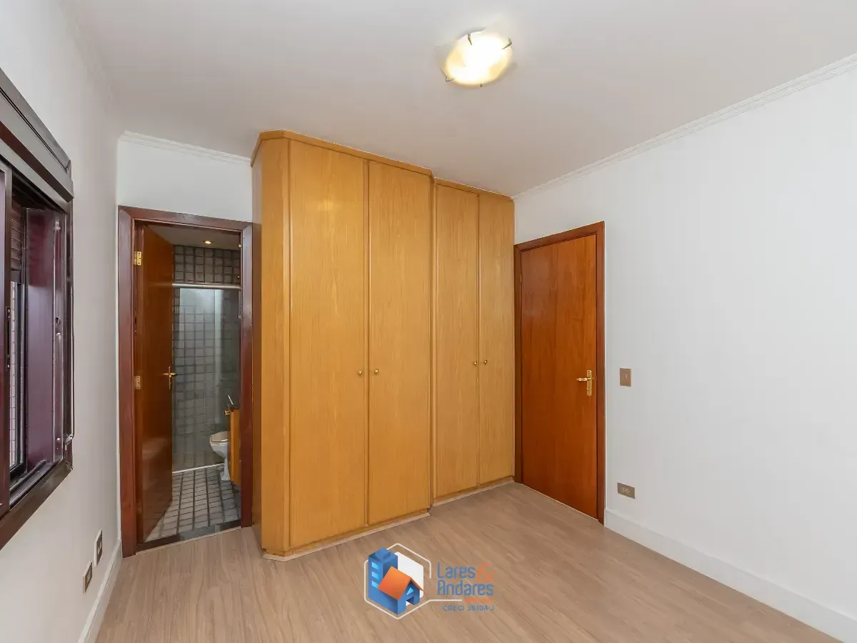 Imagem Apartamento para venda em Água Fria com 4 quartos, sendo 3 suítes, 136m²