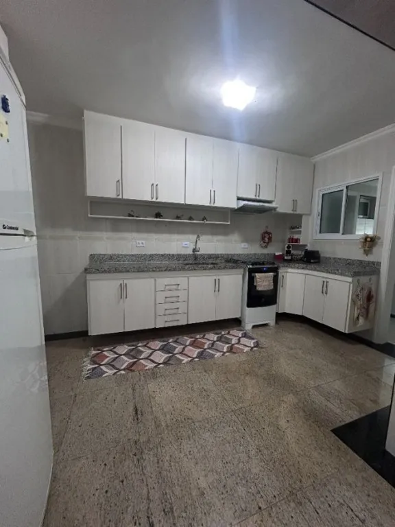 Imagem APARTAMENTO COM 140,00 m² - CANTO DO FORTE - PRAIA GRANDE SP
