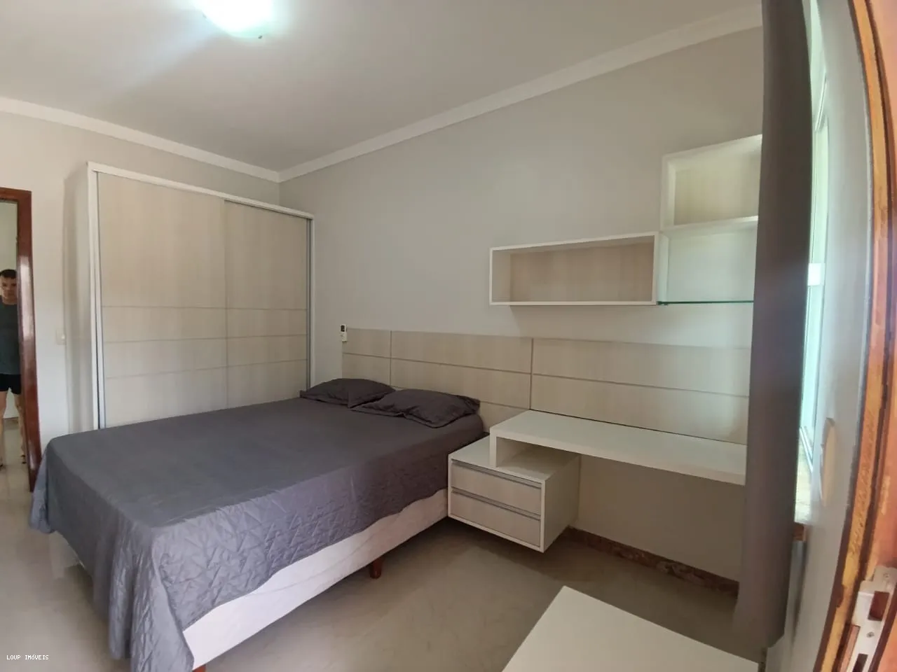Imagem Casa para Venda em Fortaleza, Jóquei Clube, 4 dormitórios, 3 suítes, 4 banheiros, 6 vagas