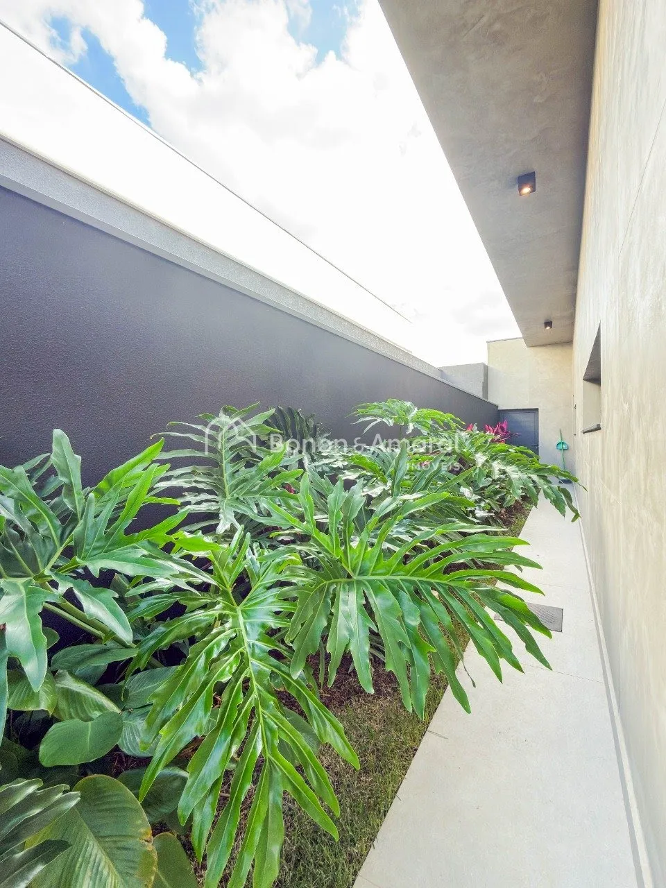 Imagem Casa em condomínio à venda, 4 suítes, alto padrão, região do Alphaville Campinas