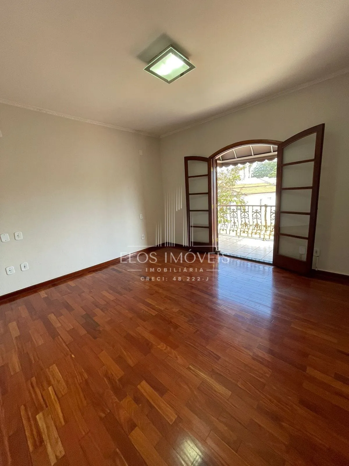 Imagem Sobrado de 4 quartos, 264m² no bairro Vila São Roque, em Limeira