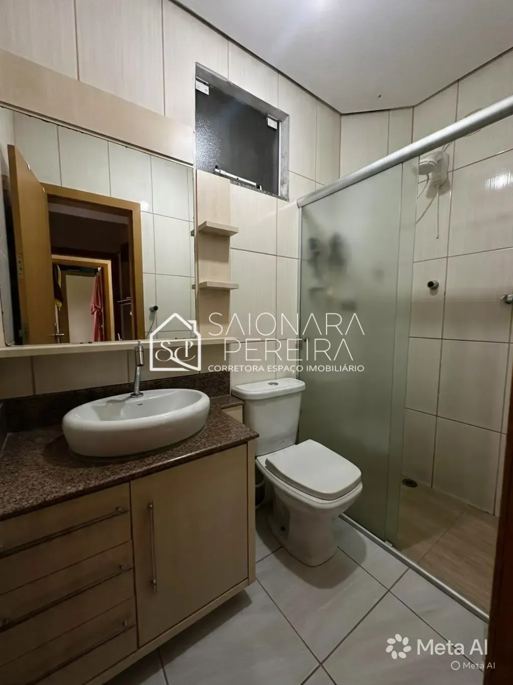 Imagem CASA RESIDENCIAL E COMERCIAL COM GALPÃO OTIMO PARA ESTACIONAMENTO, MORAR E TER SEU NEGOCIO NO MEMSO