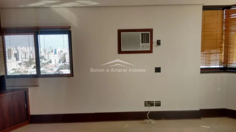 Imagem Sala comercial Jardim Guanabara!

 Andar alto, excelente para Advogados, consultórios e etc...

37m...
