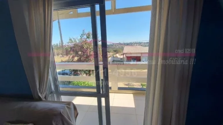 Imagem Casa no condomínio Residencial São José, com 03 suítes sendo todas suíte com armários planejad...