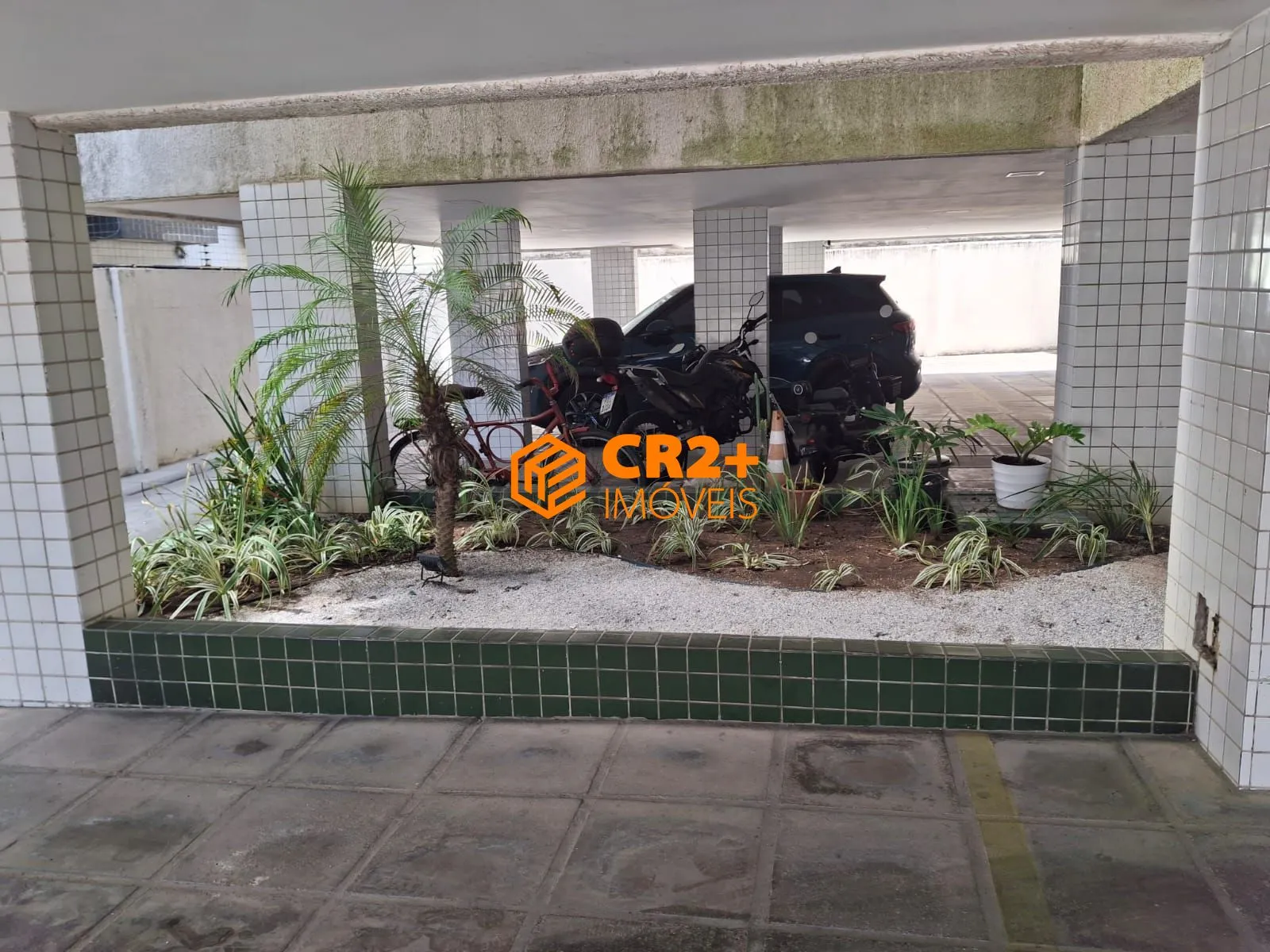 Imagem Vendo Apartamento com 126m² com 3 Quartos sendo 1 Suíte em Candeias.