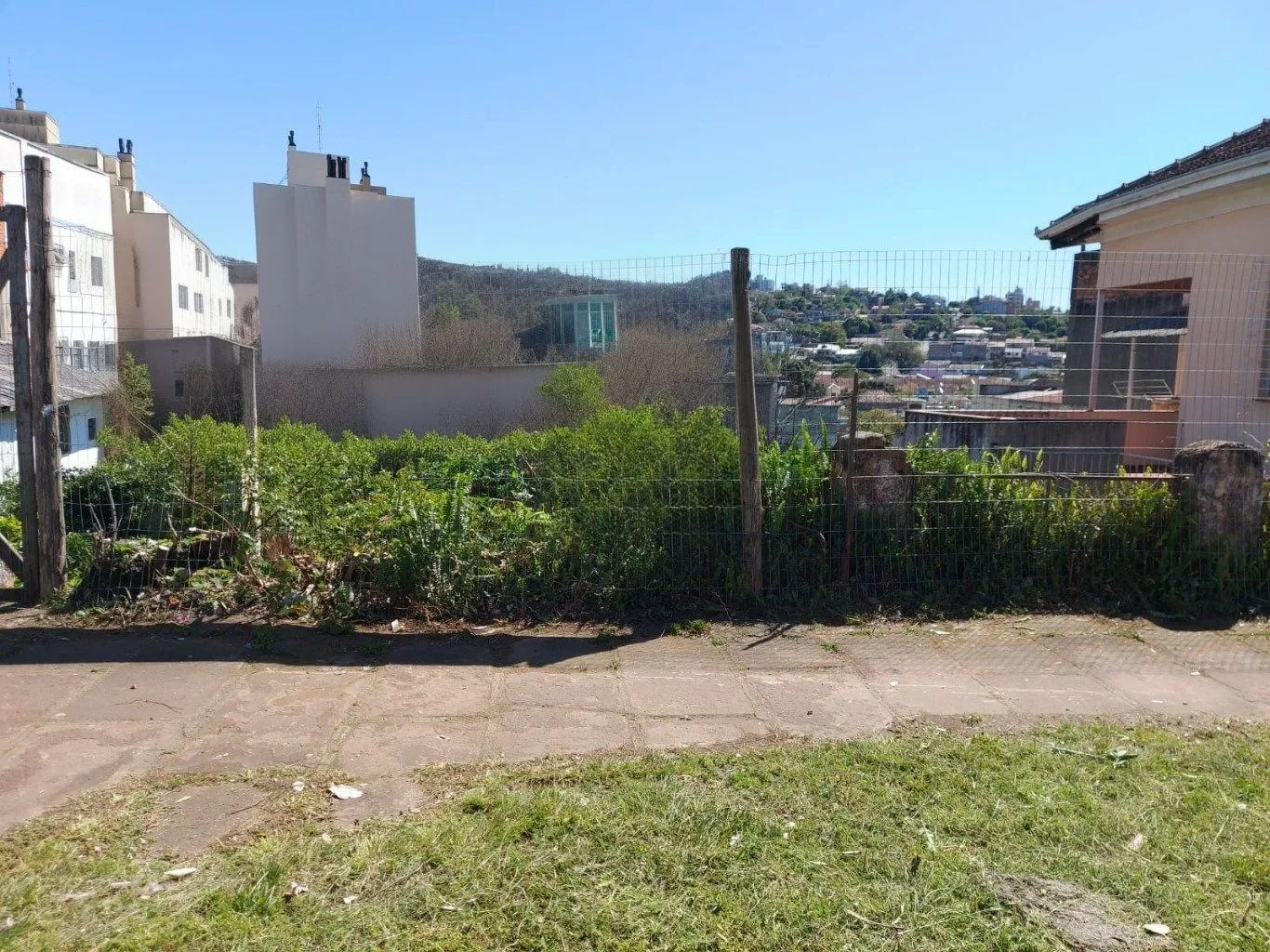Imagem Terreno à venda na Rua Dom Vital - Glória, Porto Alegre - RS