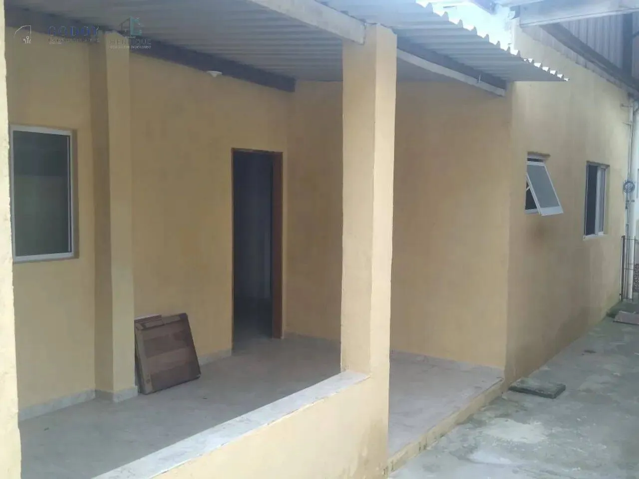 Imagem Casa Nova de Fundos em Excelente Localização