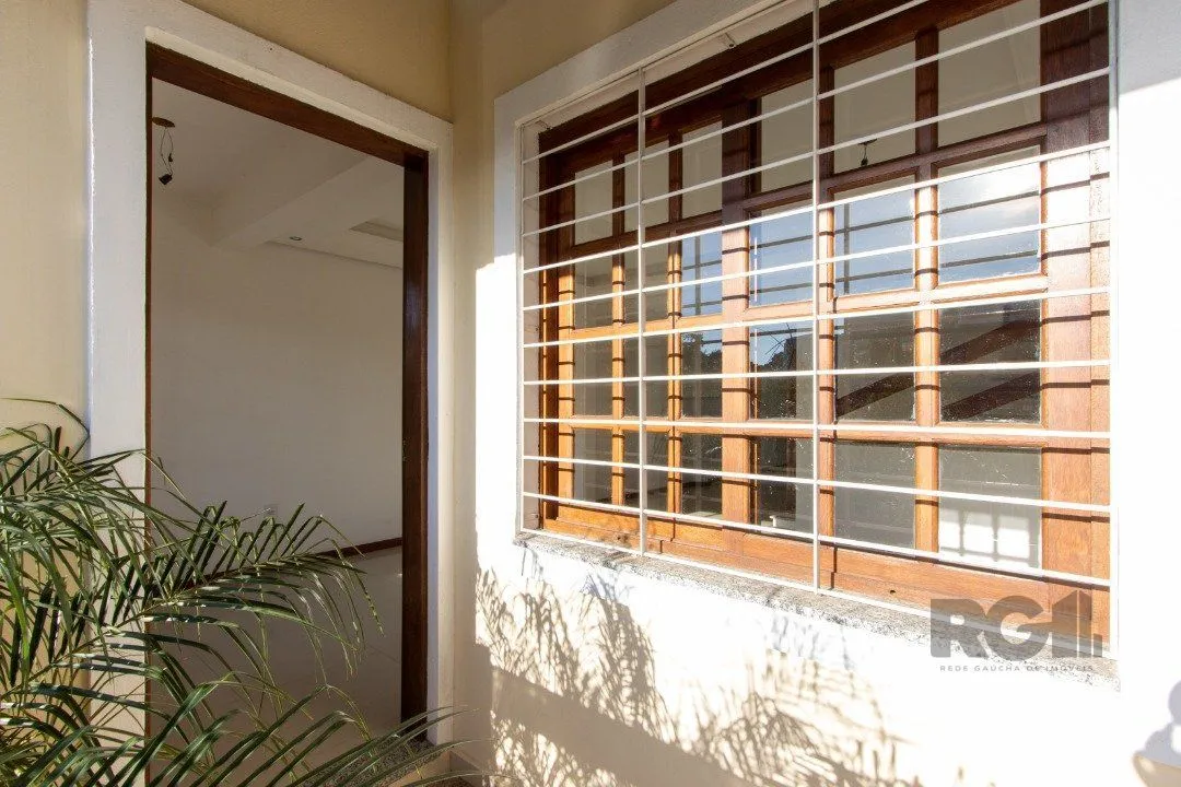 Imagem Casa para Venda - 120m², 3 dormitórios, sendo 1 suites, 1 vaga - Guarujá