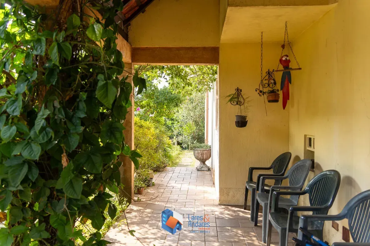 Imagem Sobrado para venda em Jardim Riviera com 5 quartos, sendo 1 suíte, 255m²