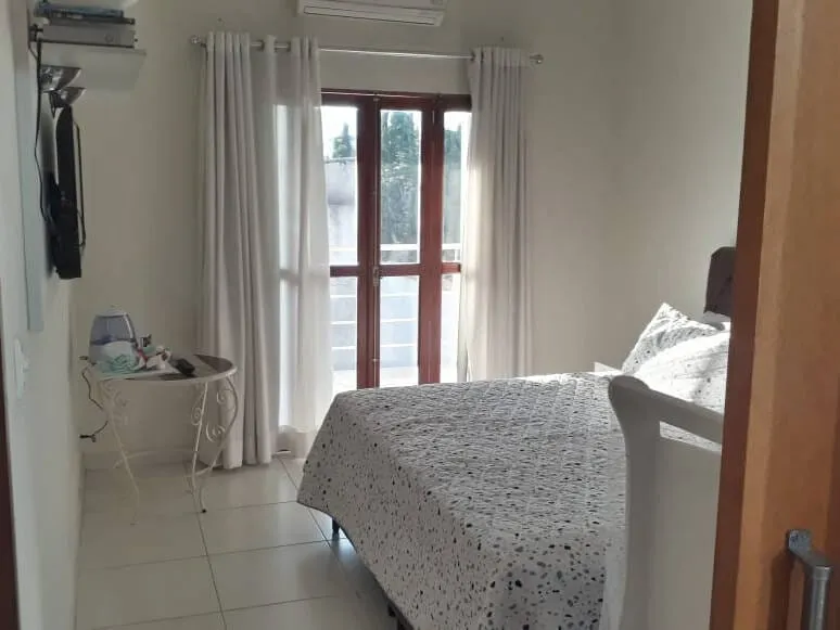 Imagem Casa à venda 4 Quartos, 1 Suite, 2 Vagas, 308M², Chácara do Visconde, Taubaté - SP