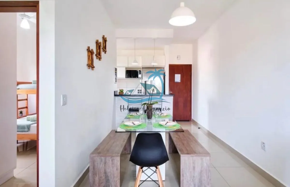 Imagem Apartamento MOBILIADO com 2 dormitórios à venda em Ubatuba a 700 metros da orla do Itaguá.