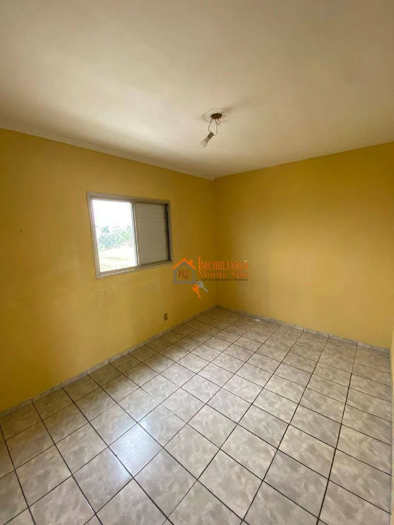 Imagem Apartamento com 2 dormitórios à venda, 58 m² por R$ 220.000,00 - Bonsucesso - Guarulhos/SP