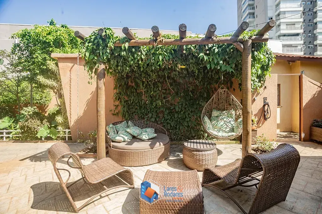 Imagem Casa à venda 6 Quartos 1 Suite 4 Vagas 362M² Vila Deodoro São Paulo - SP