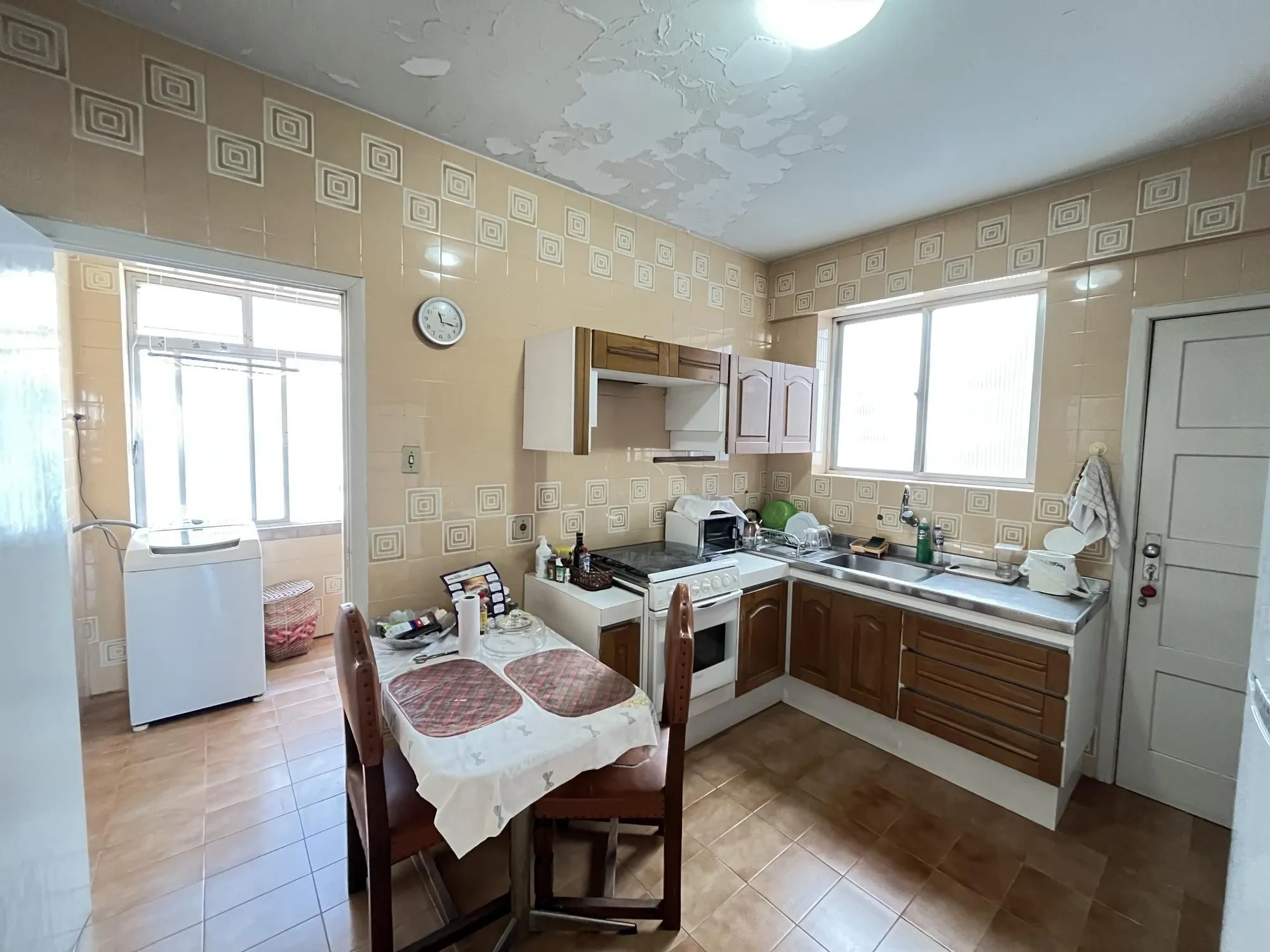 Imagem Apartamento de 3 quartos, suíte e 1 vaga de garagem no bairro Independência POA