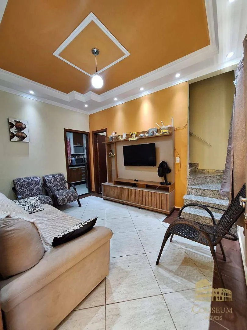 Imagem Casa com 2 dormitórios à venda, 68 m² por R$ 530.000,00 - Vila Assunção - Praia Grande/SP