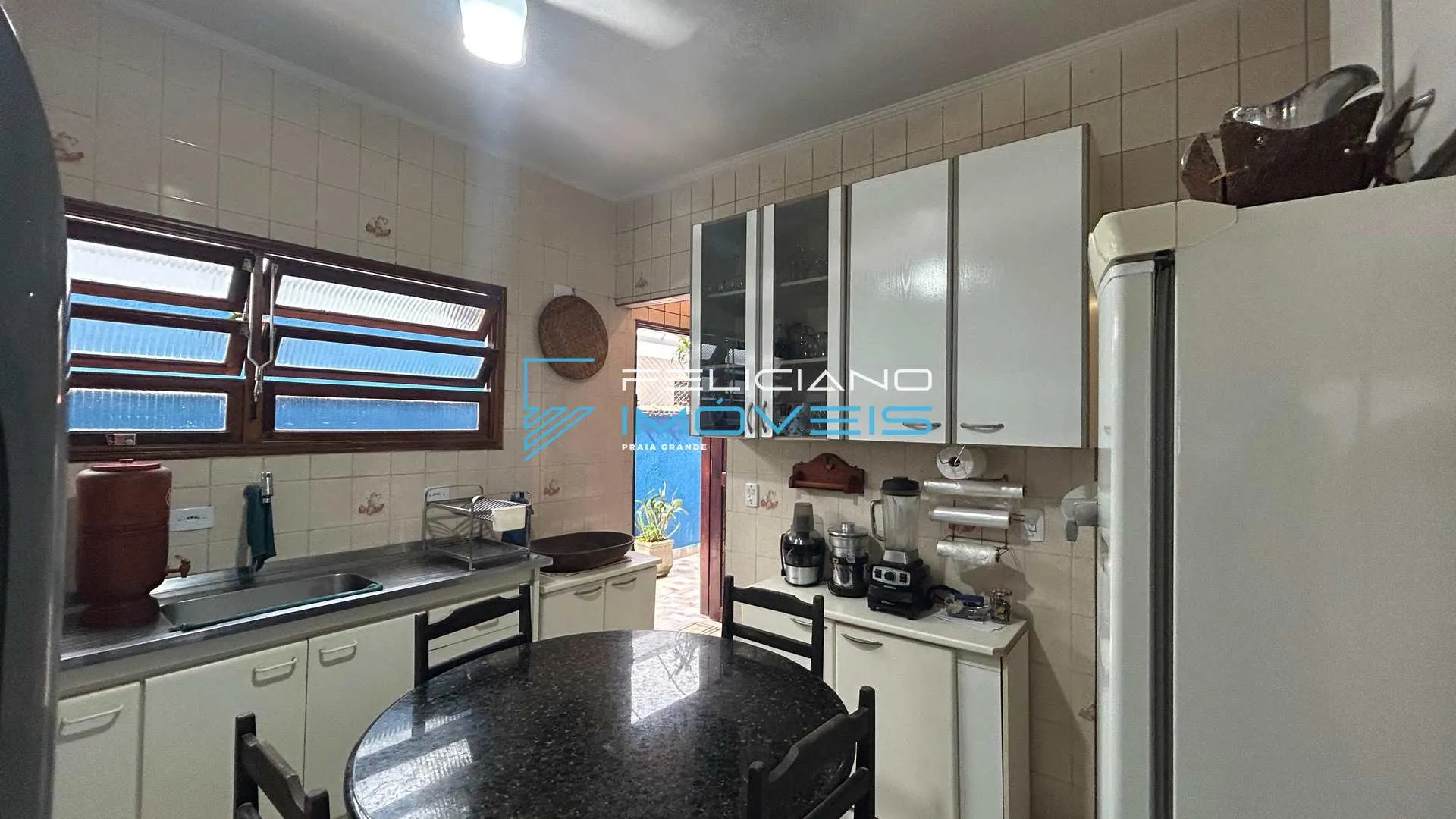 Imagem Casa com 2 quartos, Canto do Forte, Praia Grande - R$ 750 mil, Cod: 7011