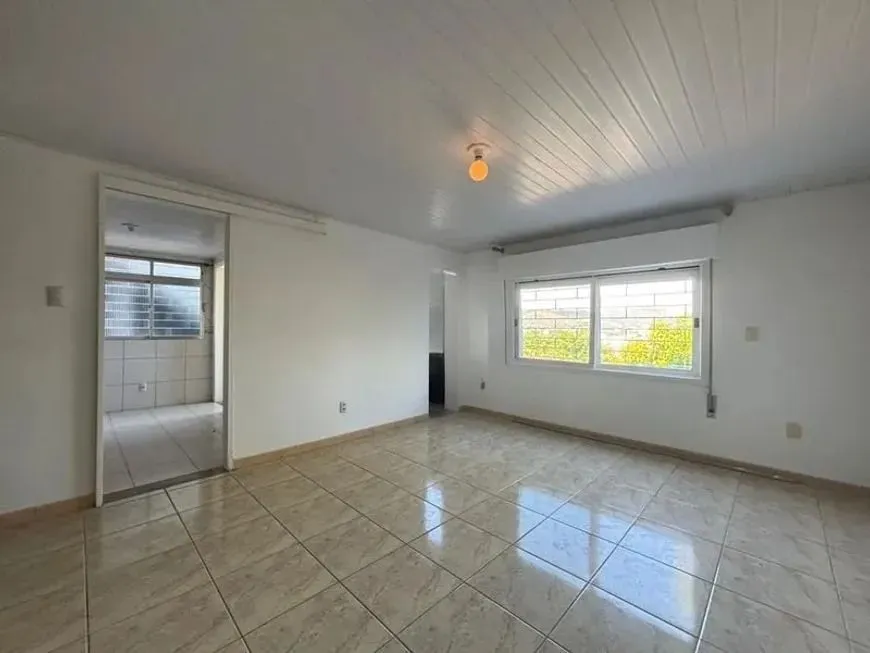 Imagem Casa para venda no bairro Medianeira | 3 dormitórios | Pátio amplo | Espaço gourmet | 298m² | Porto Alegre