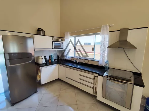 Imagem Oportunidade - 3 suítes e mobiliada - Ninho Verde 1 - Apenas 590 mil
