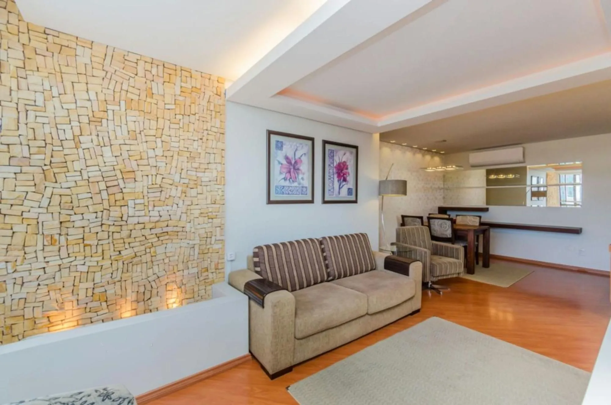 Imagem Apartamento à venda com 2 quartos 89 m²