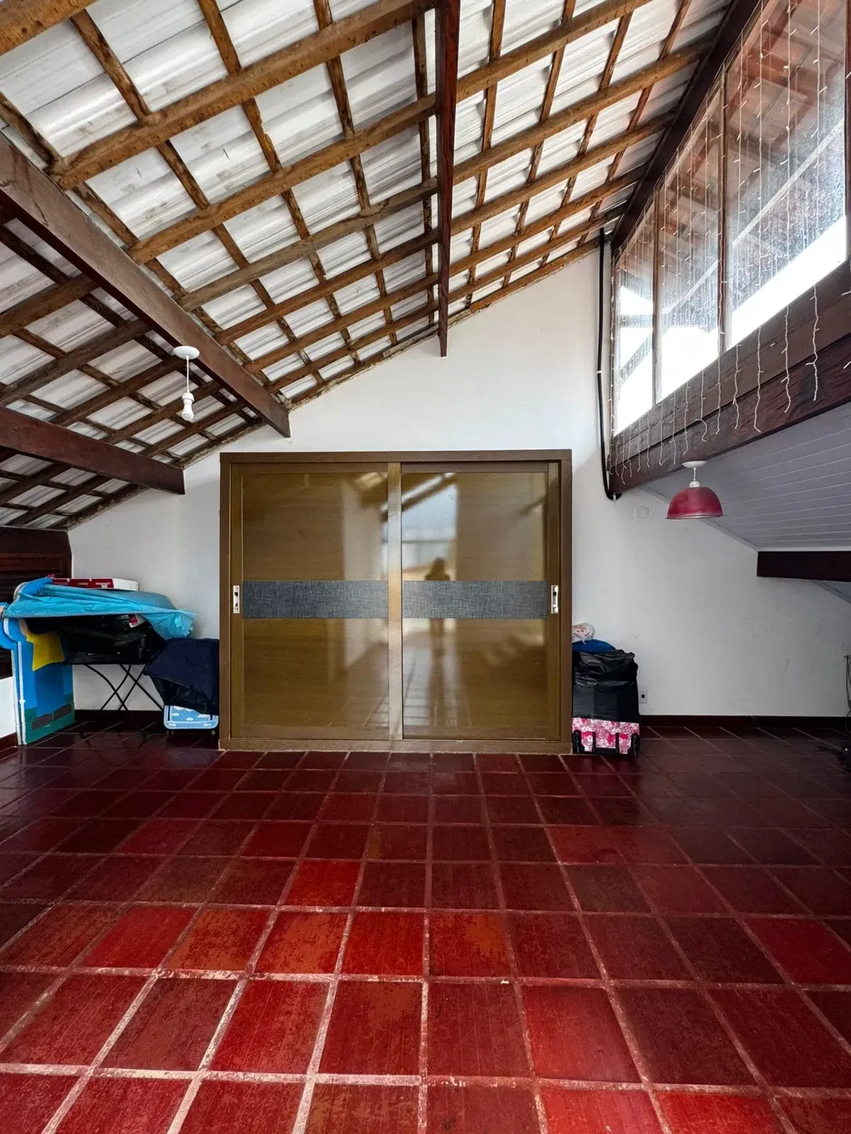 Imagem Casa com 4 Quartos à Venda, 450 m² em Indaiá - Caraguatatuba