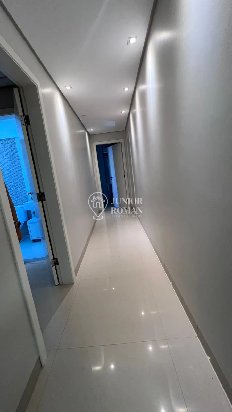 Imagem APTO PLANEJADO SEMI MOBILIADO NO ED BOA VISTA - RENATO GONÇALVES - BARREIRAS/BA